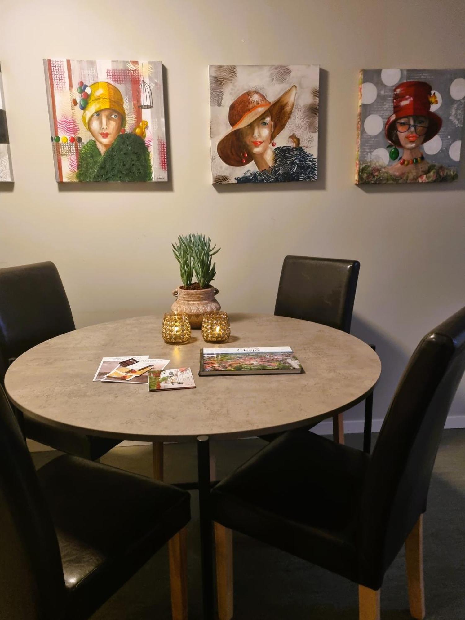 Vandrarhemmet Eken Eksjö エクステリア 写真